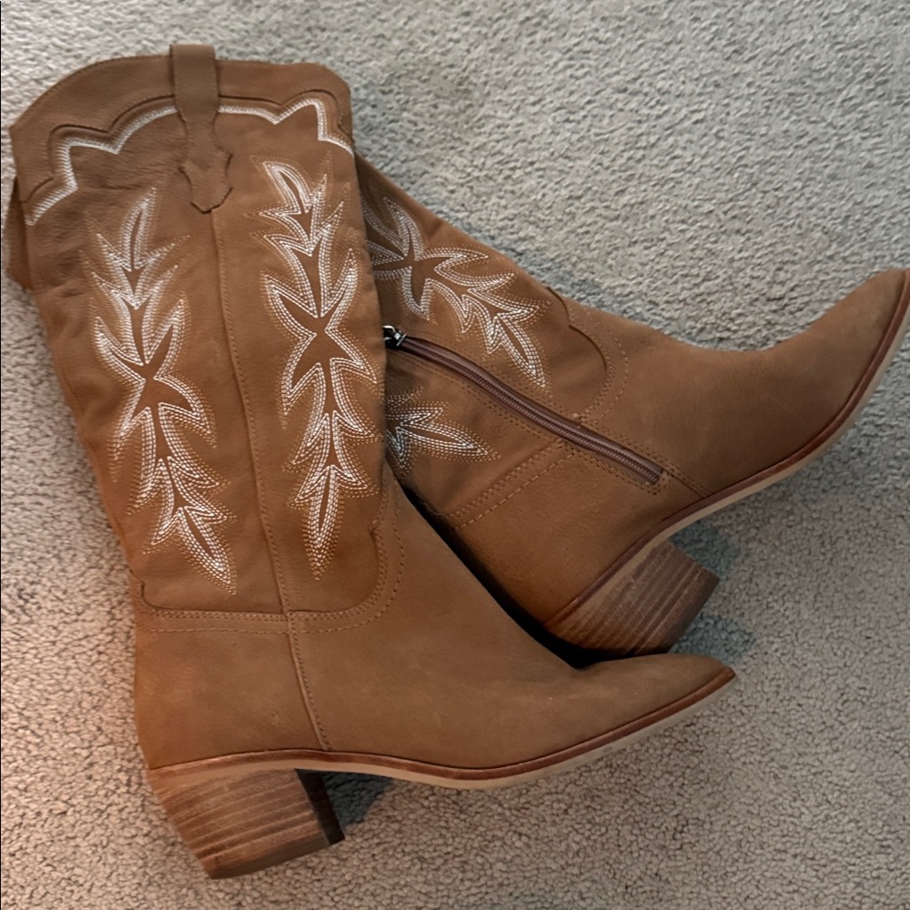 Dolce Vita Tan Heeled Boots